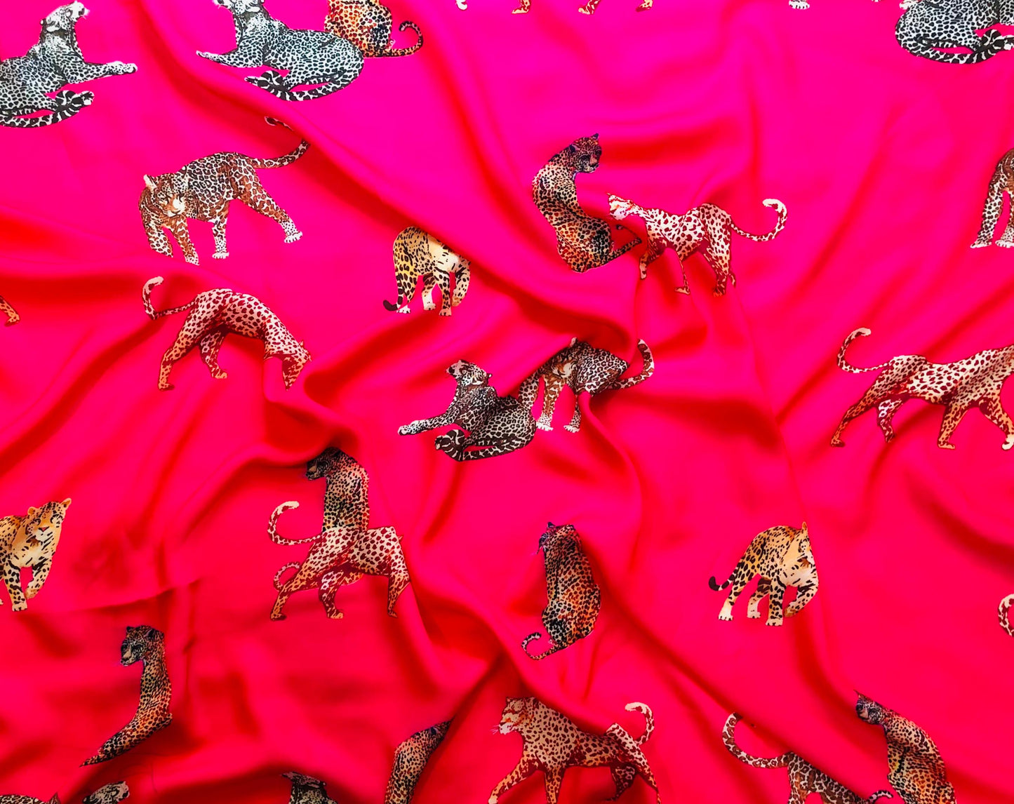 MAGENTA WILD LEOPARD