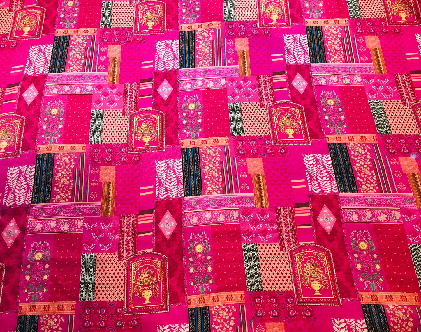 PINK ETHNIC